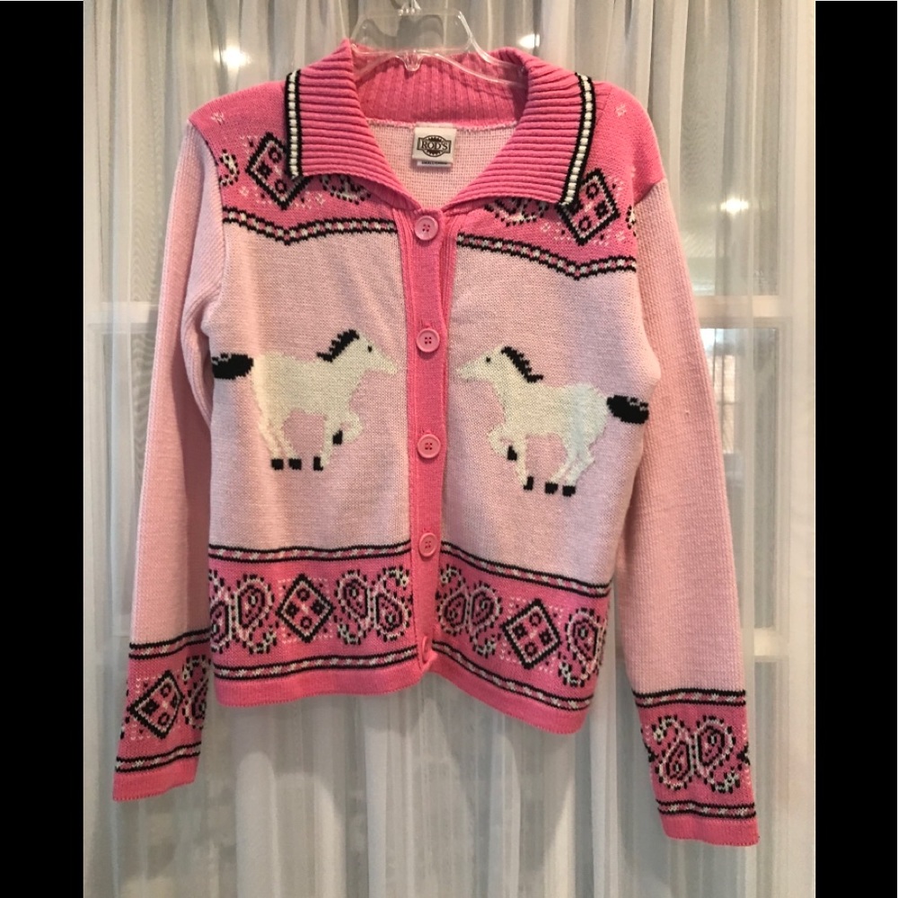 NEW LISTING. 🥰 NWT WESTERN SWEATER